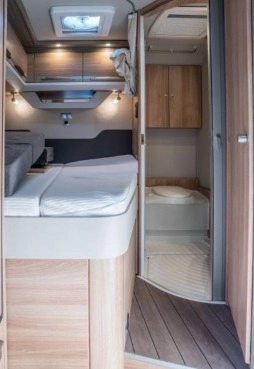                         KNAUS Sky Wave 650 MF   - zdjęcie 16
                        