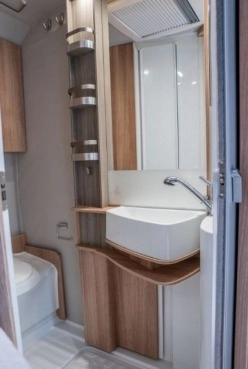                         KNAUS Sky Wave 650 MF   - zdjęcie 18
                        