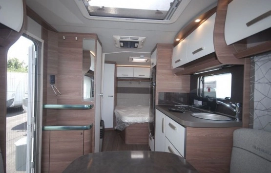                         KNAUS Sport 500 UF Silver Selection - zdjęcie 12
                        