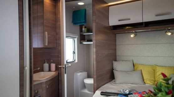                         KNAUS Sport 500 UF Silver Selection - zdjęcie 7
                        