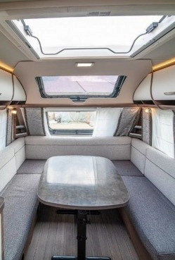                         KNAUS Sport 650 UDF Silver Selection   - zdjęcie 3
                        