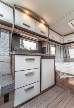                         KNAUS 450 FU - zdjęcie 8
                        