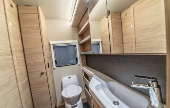                         Nowa przyczepa kempingowa KNAUS SÜDWIND 650 PXB   - zdjęcie 6
                        