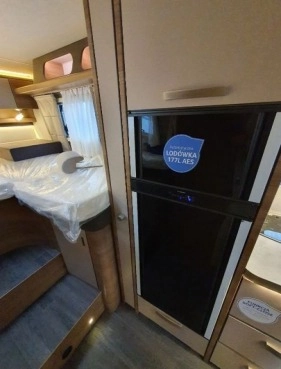                         KNAUS Live I 700 MEG - zdjęcie 12
                        