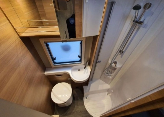                         KNAUS Live I 700 MEG - zdjęcie 13
                        