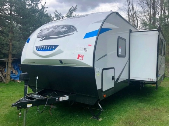                         Nowa najlepiej ocieplona przyczepa Alpha Wolf 26DBH 2020r - zdjęcie 6
                        