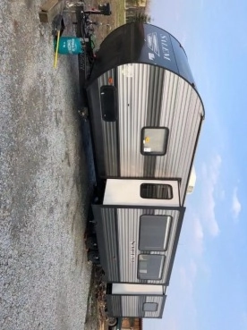                         Największa przyczepa kempingowa Forest River Salem 31KQBTS 2020 - zdjęcie 2
                        