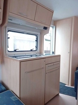                         Przyczepa kempingowa Chateau Cantara 390 - zdjęcie 4
                        