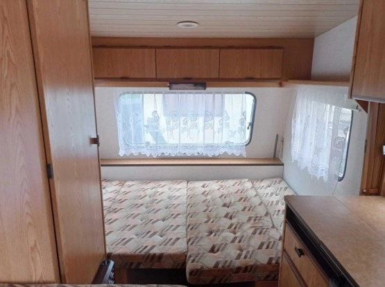                         Przyczepa kempingowa Burstner Club - zdjęcie 5
                        