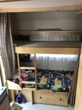                         Przyczepa kempingowa - zdjęcie 3
                        