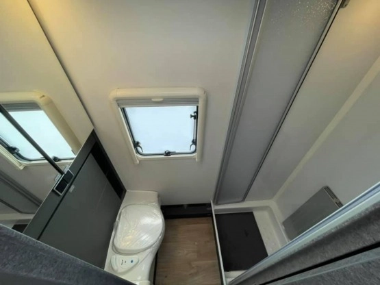                         Dethleffs Beduin Scandinavia 540 QMK - zdjęcie 2
                        