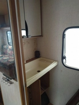                         Przyczepa kempingowa Burstner 4405 - zdjęcie 6
                        