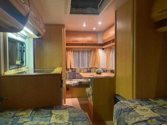                         Przyczepa kempingowa CHATEAU - zdjęcie 4
                        