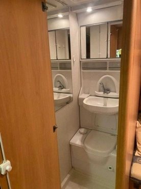                         Przyczepa kempingowa CHATEAU - zdjęcie 8
                        