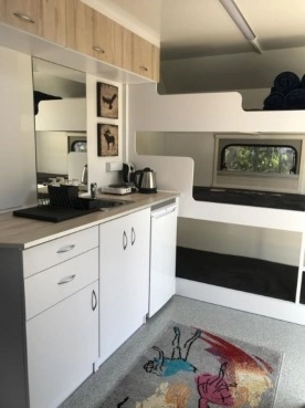                         Przyczepa kempingowa 5-osobowa 2019r. - zdjęcie 4
                        