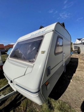                         Przyczeka kempingowa + namiot + mover + toaleta, ZADBANA - zdjęcie 1
                        