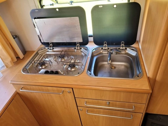                         Chateau Cantara - zdjęcie 3
                        