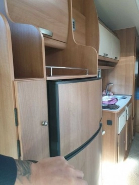                         Kamper fiat idealny na wypady wakacyjne - zdjęcie 3
                        