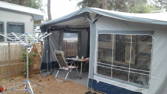                         Caravan Hobby Excellent 470 1998 - zdjęcie 1
                        