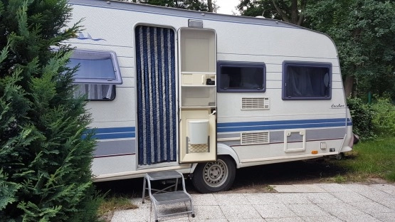                         Caravan Hobby Excellent 470 1998 - zdjęcie 2
                        