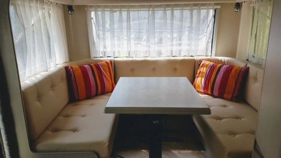                         Caravan Hobby Excellent 470 1998 - zdjęcie 4
                        