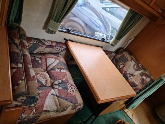                         Przyczepa kempingowa - zdjęcie 4
                        