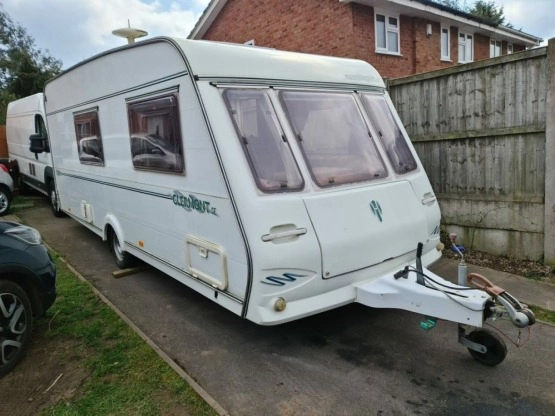                         Przyczepa kempingowa - zdjęcie 6
                        