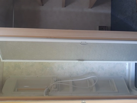                         Przyczepa kempingowa Elddis Typhoon XL - 2000 r. - zdjęcie 6
                        