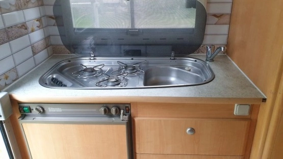                         Kamper Fiat Ducato Chausson 2001 rok - zdjęcie 3
                        