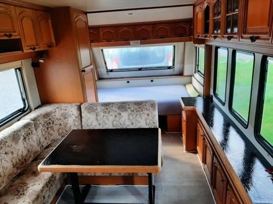                         Przyczepa kempingowa Hobby - zdjęcie 3
                        