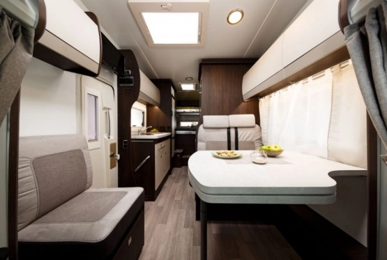                         Nowy Kamper Benimar Sport ALKOWA 2022, dealer kamperów MOBILCAMP - zdjęcie 2
                        