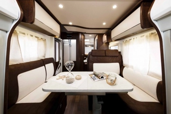                         Nowy Kamper Benimar Tessoro PÓŁ-INTEGRA 2022, dealer MOBILCAMP - zdjęcie 4
                        