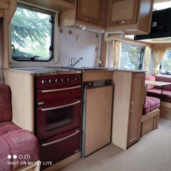                         Sprzedam przyczepę kempingową Elddis 4/5 osobową - zdjęcie 8
                        