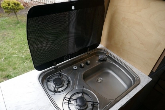                         Sprzedam WV Crafter  160 KM kempingowy - zdjęcie 11
                        