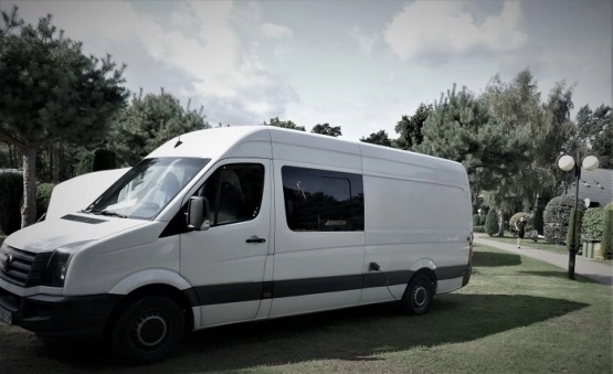                         Sprzedam WV Crafter  160 KM kempingowy - zdjęcie 1
                        