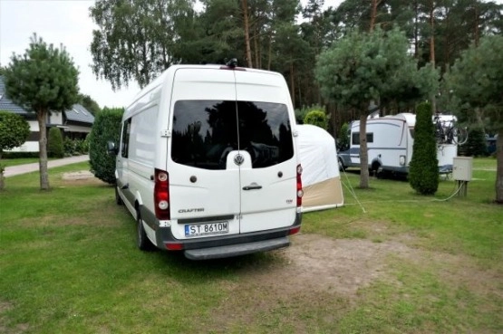                         Sprzedam WV Crafter  160 KM kempingowy - zdjęcie 2
                        