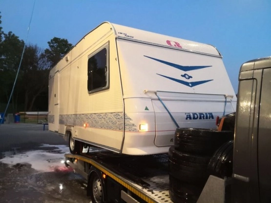                         Adria unica 502 rok 2000 na działkę Kemping Przyczepa kempingowa - zdjęcie 5
                        