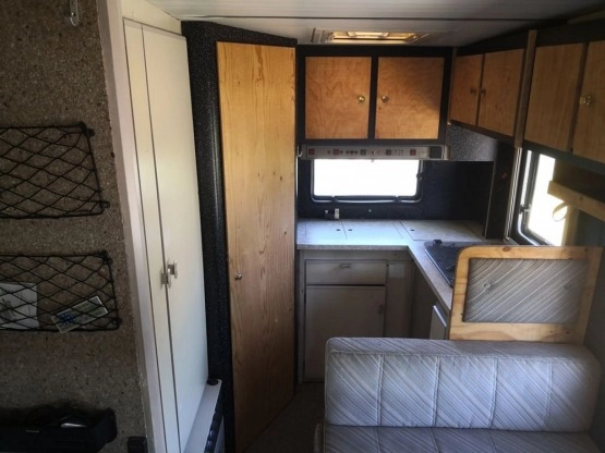                         Ducato Camper Burstner 6 osobowy Zadbany Solar Pneumatyka Welur - zdjęcie 7
                        