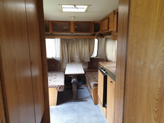                         Przyczepa kempingowa - zdjęcie 4
                        