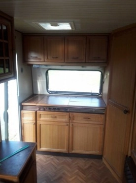                         Przyczepa kempingowa Hobby z przedsionkiem - zdjęcie 6
                        