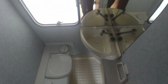                         Przyczepa kempingowa Caravelair, kemping, 4 osobowy, zarejestrowany - zdjęcie 8
                        