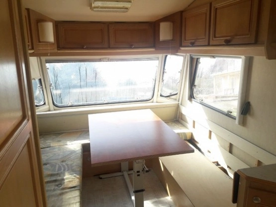                         Przyczepa kempingowa Chateau Cantara - zdjęcie 2
                        