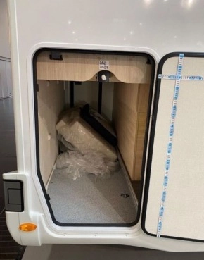                         Ford CHALLENGER 380 Start Edition - zdjęcie 2
                        