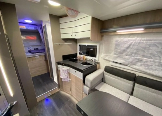                         Ford CHALLENGER 380 Start Edition - zdjęcie 5
                        