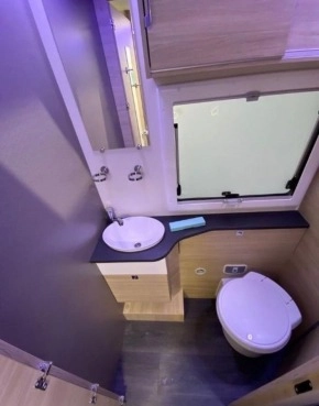                         Ford CHALLENGER 380 Start Edition - zdjęcie 8
                        