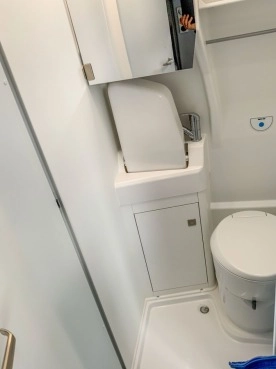                         Kamper Grand California 600 2.0 TDI 200kW Automat 2020 - zdjęcie 3
                        