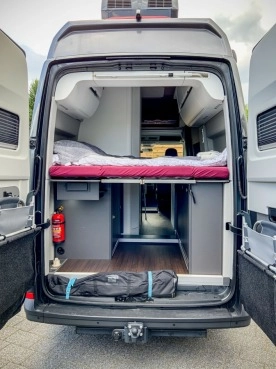                         Kamper Grand California 600 2.0 TDI 200kW Automat 2020 - zdjęcie 4
                        