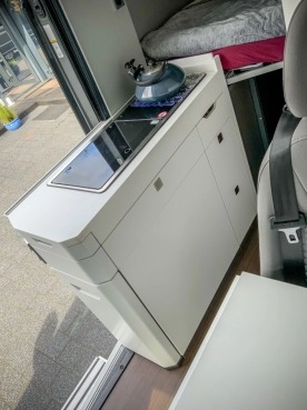                         Kamper Grand California 600 2.0 TDI 200kW Automat 2020 - zdjęcie 6
                        