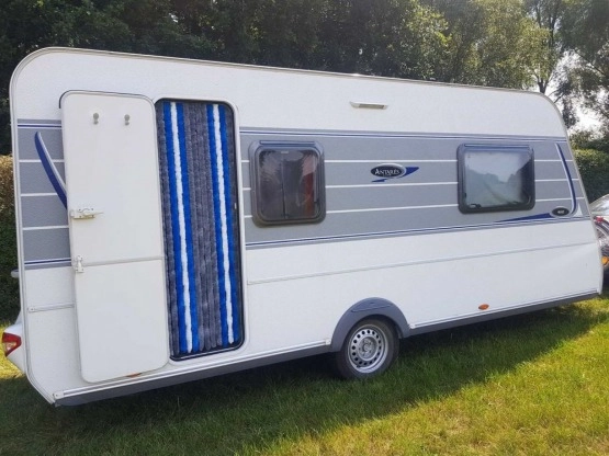                         Przyczepa kempingowa Caravelair antares luxe - zdjęcie 2
                        