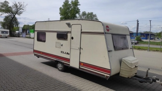                         Przyczepa kempingowa Burstner - zdjęcie 1
                        